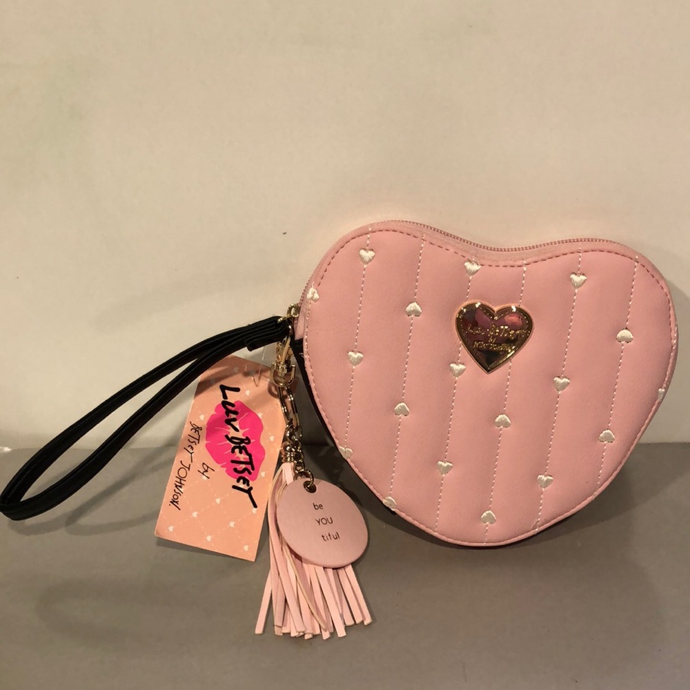 NWT Betsey Johnson heart ❤️ wristlet
